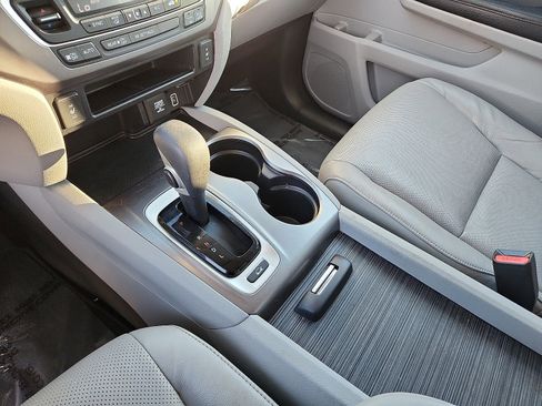 Used 2019 Honda Ridgeline RTL-T image 19