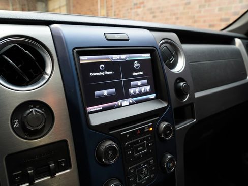 Used 2013 Ford F150 Raptor w/ Luxury Equipment Group image 59
