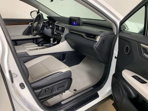 Used 2017 Lexus RX 350 AWD w/ Premium Package image 40