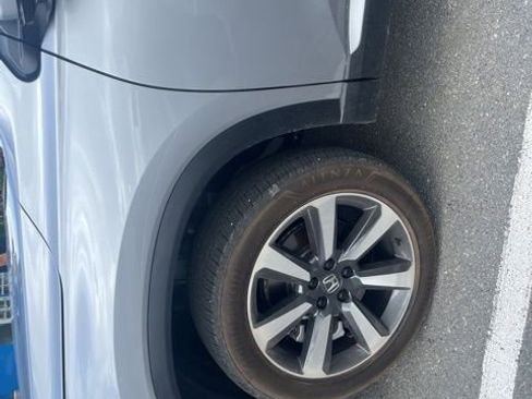 Certified 2025 Honda Pilot Elite image 15