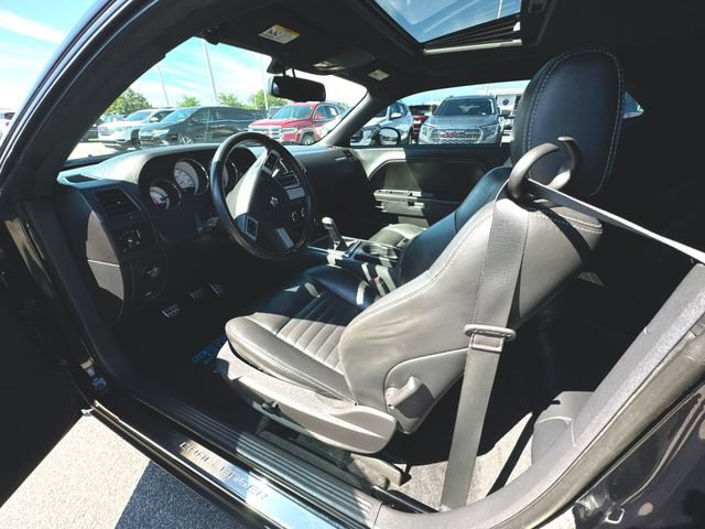 Used 2009 Dodge Challenger R/T RWD image 10