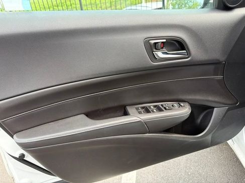 Used 2015 Acura ILX w/ Premium Package FWD image 14