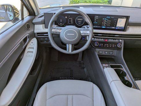 New 2024 Hyundai Sonata Limited FWD image 11