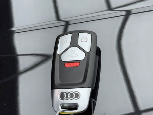 Used 2024 Audi Q5 2.0T Premium w/ Convenience Package image 62