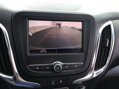 Used 2022 Chevrolet Equinox LT image 27