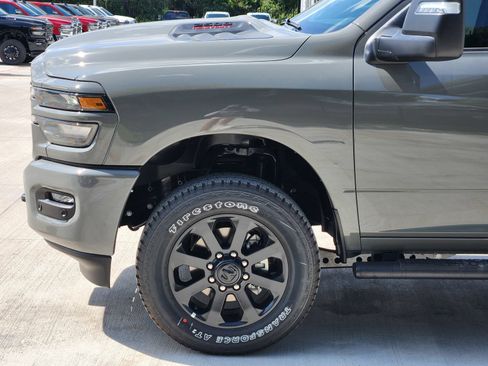 New 2026 RAM 2500 Tradesman AWD/4WD image 10