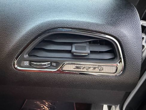 Used 2019 Dodge Challenger SRT Hellcat w/ Laguna Leather Package RWD image 30