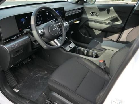 New 2025 Hyundai Kona SEL image 40
