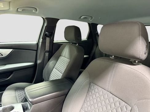 Used 2019 Chevrolet Blazer LT image 21