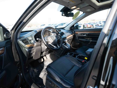 Used 2018 Honda CR-V Touring image 8