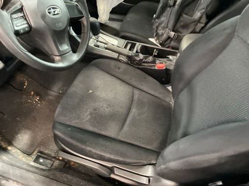 Used 2013 Subaru Impreza 2.0i AWD/4WD image 23