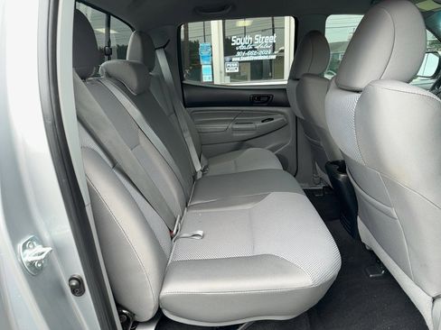 Used 2014 Toyota Tacoma 4x4 Double Cab w/ TRD Off-Road Package image 20