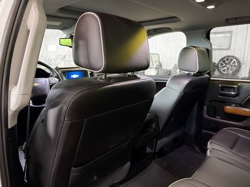 Used 2019 Chevrolet Silverado 3500 High Country AWD/4WD image 9
