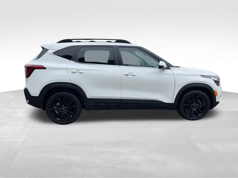 Used 2024 Kia Seltos X-Line AWD/4WD image 6