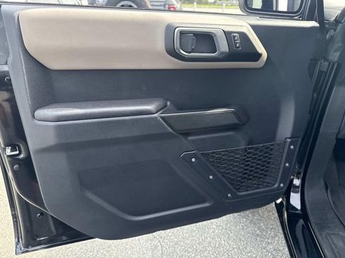 Certified 2024 Ford Bronco Wildtrak image 16