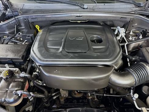 Used 2020 Jeep Grand Cherokee Limited AWD/4WD image 33