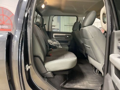 Used 2018 RAM 2500 Big Horn AWD/4WD image 34