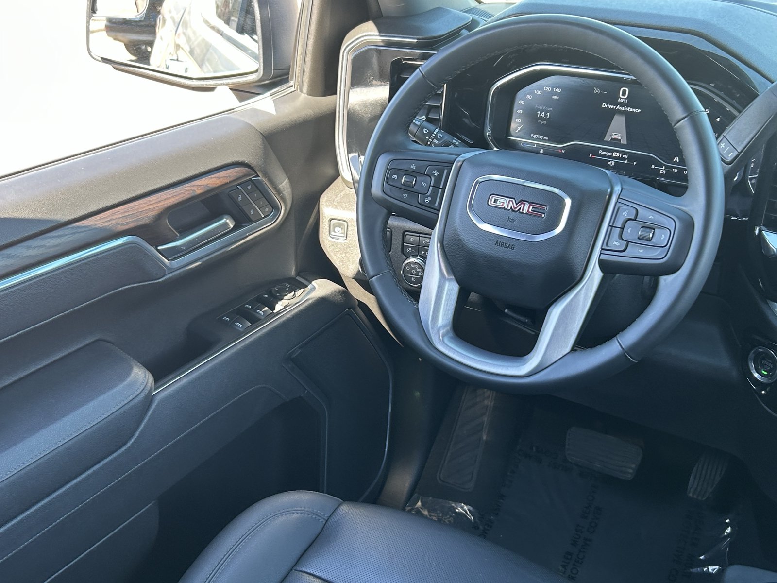 Certified 2025 GMC Sierra 1500 SLT RWD image 16