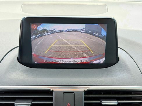 Used 2018 MAZDA MAZDA3 Grand Touring w/ Premium Equipment Package image 31