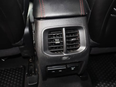 Used 2019 Jeep Cherokee Trailhawk w/ Cold Weather Group AWD/4WD image 14