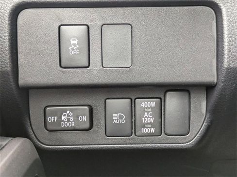 Used 2023 Toyota Tacoma TRD Sport image 24