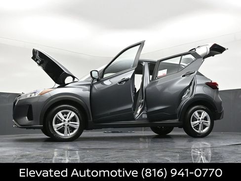 Certified 2025 Nissan Kicks Play S FWD image 39
