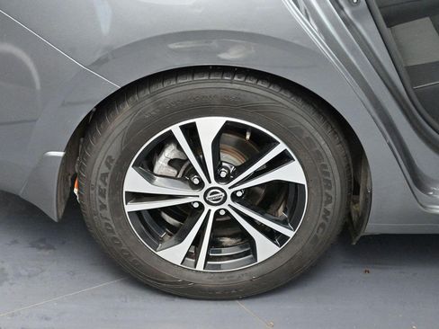 Used 2020 Nissan Sentra SV FWD image 29