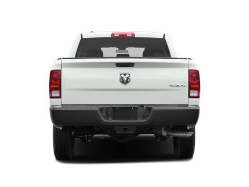 Used 2018 RAM 1500 Express RWD image 9