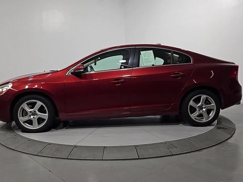 Used 2013 Volvo S60 T5 AWD/4WD image 2