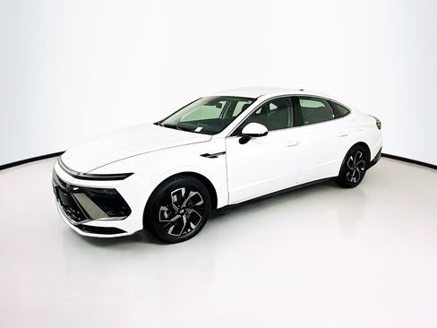 Used 2025 Hyundai Sonata SEL image 4