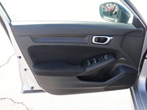 Used 2024 Honda Civic Sport image 10