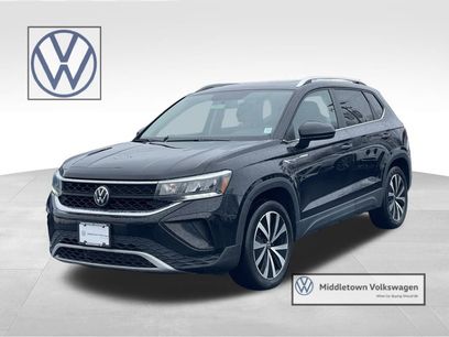 Certified 2022 Volkswagen Taos SE w/ Panoramic Sunroof Package
