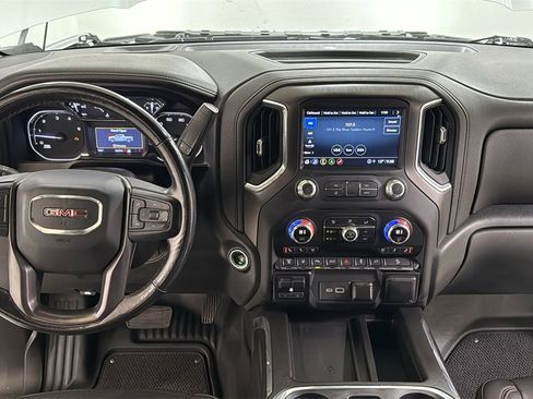 Used 2022 GMC Sierra 3500 AT4 w/ AT4 Preferred Package image 9