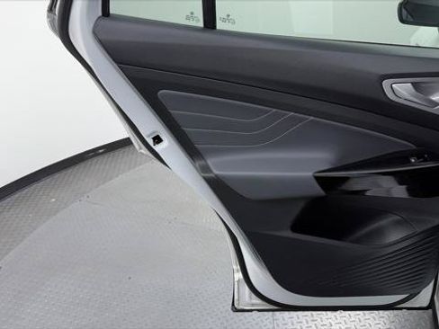 Used 2024 Volkswagen ID.4 S RWD image 16