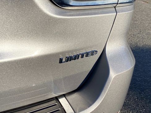 Certified 2021 Jeep Grand Cherokee Limited image 5