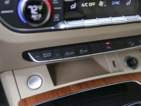 Used 2022 Audi Q5 2.0T Premium image 24