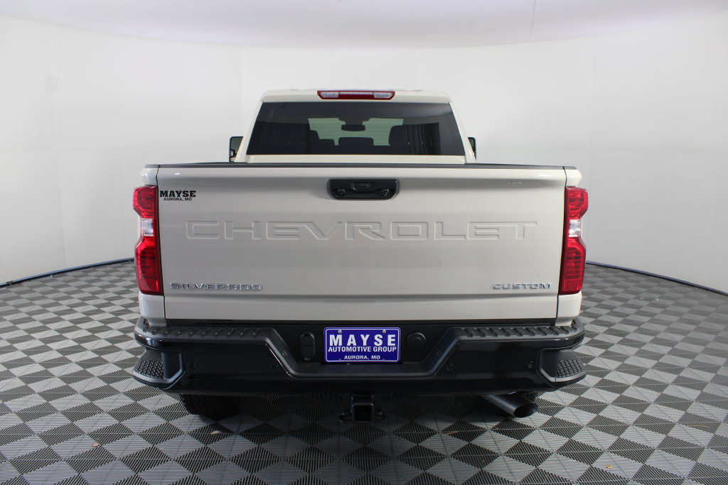 New 2026 Chevrolet Silverado 2500 Custom w/ Custom Value Package AWD/4WD image 5