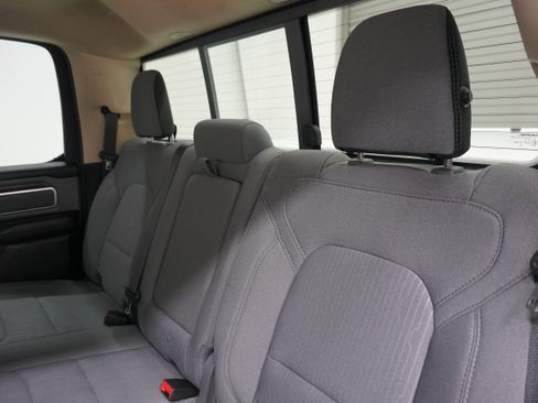 Used 2019 RAM 1500 Big Horn RWD image 13