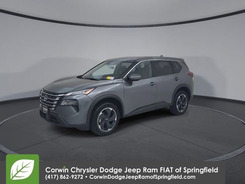 Used 2025 Nissan Rogue SV FWD image 7