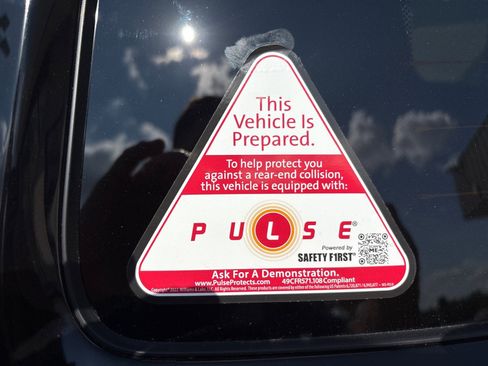 New 2025 Jeep Wagoneer L Series II w/ Premium Group I image 15