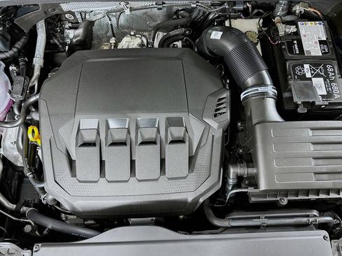 New 2025 Audi Q3 2.0T Premium image 12