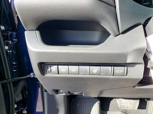 New 2025 Toyota RAV4 SE image 11