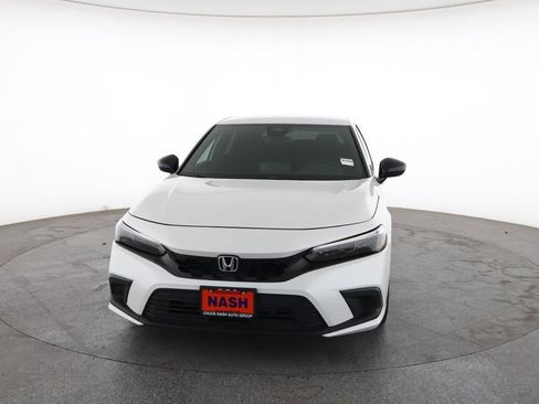 Used 2024 Honda Civic Sport image 4