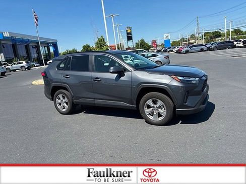 Certified 2025 Toyota RAV4 XLE AWD/4WD image 4