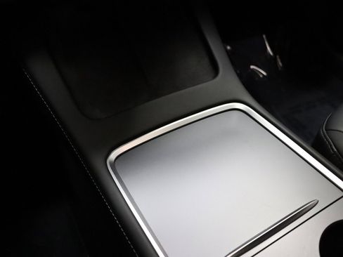 Used 2023 Tesla Model 3 Standard Range image 49