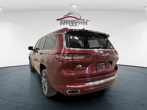Used 2021 Jeep Grand Cherokee L Overland w/ Luxury Tech Group IV AWD/4WD image 5