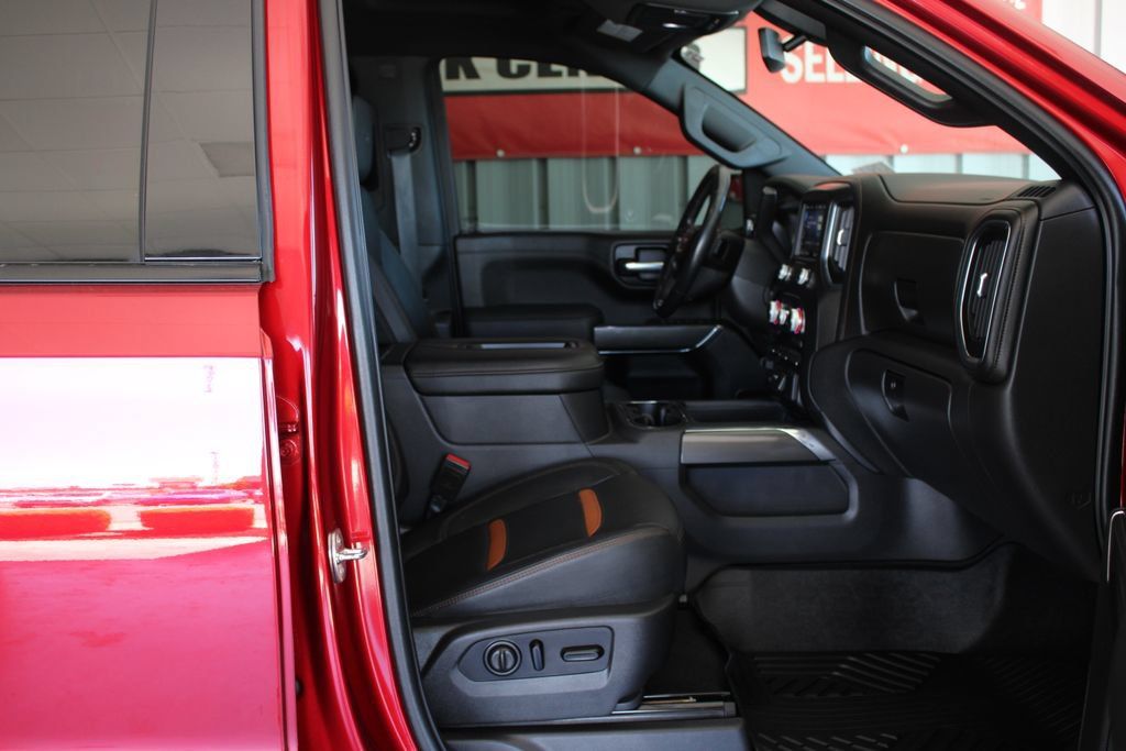 Used 2021 GMC Sierra 1500 AT4 w/ Off-Road Performance Package AWD/4WD image 33