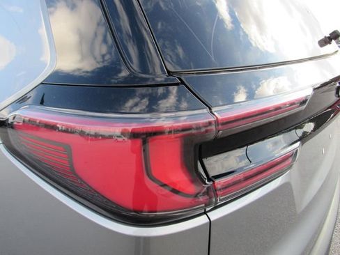 New 2026 GMC Acadia Elevation image 7