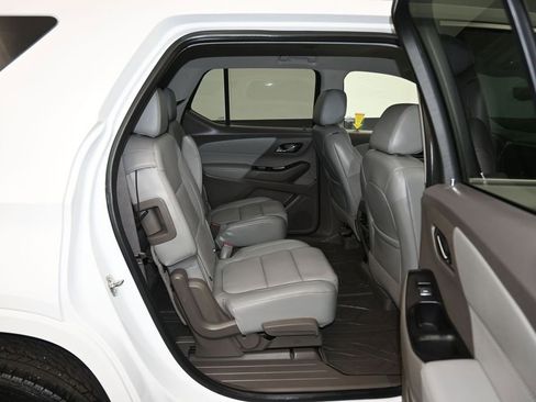 Used 2020 Chevrolet Traverse Premier w/ LPO, Floor Liner Package FWD image 54