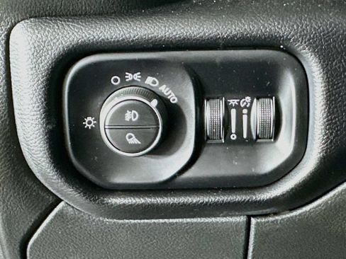 Used 2024 RAM 2500 Laramie w/ Safety Group AWD/4WD image 12